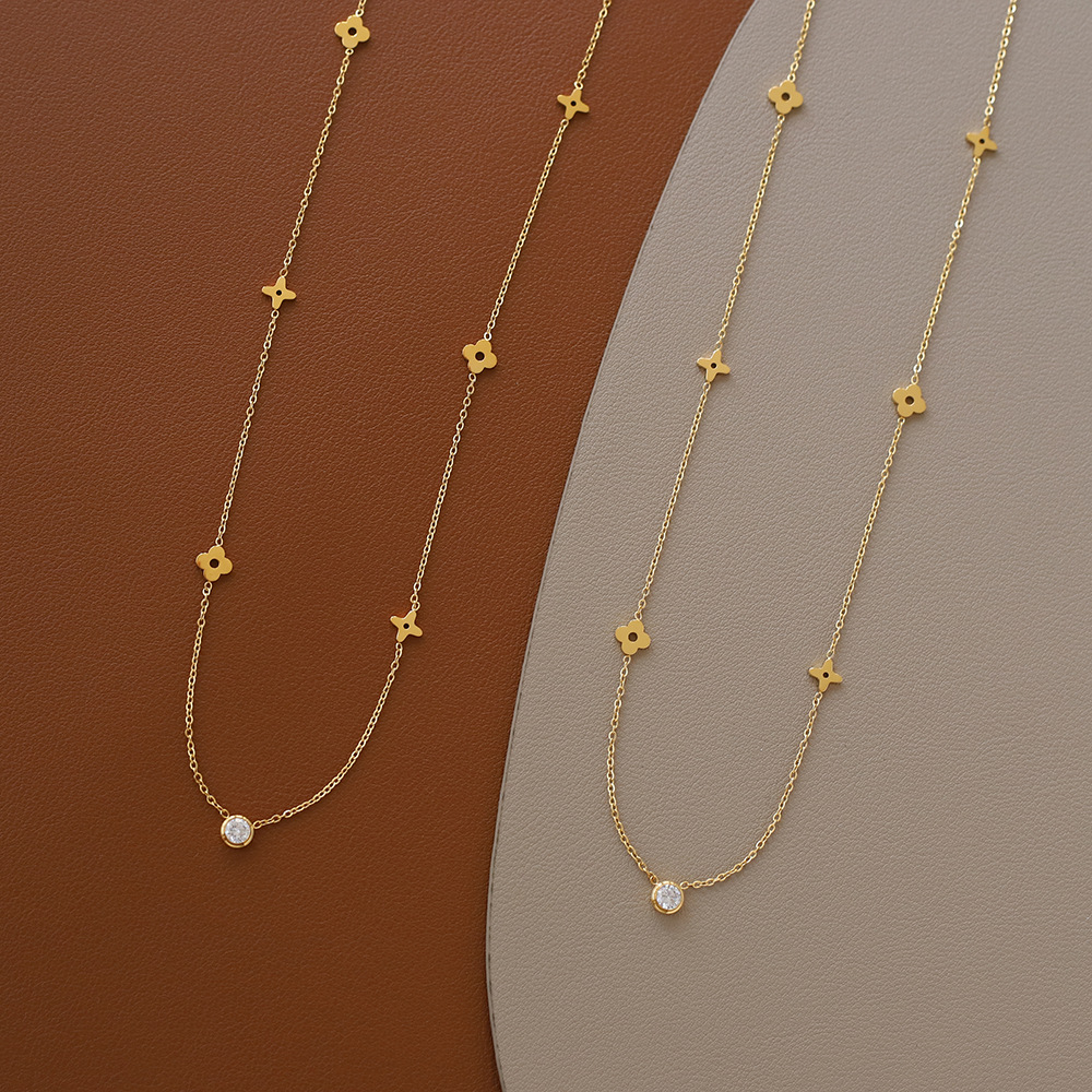 Four-leaf Clover Single Diamond Necklace Plated 18K Gold Clavicle Chain
