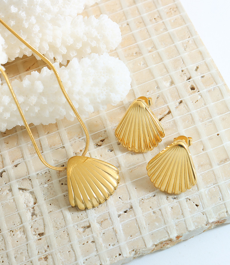 Gold Color Shell Pendant Necklace Earrings