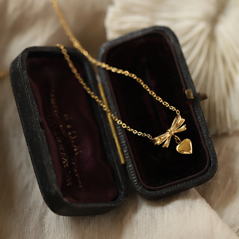 Stainless Steel Bow Love Three-dimensional Necklace
