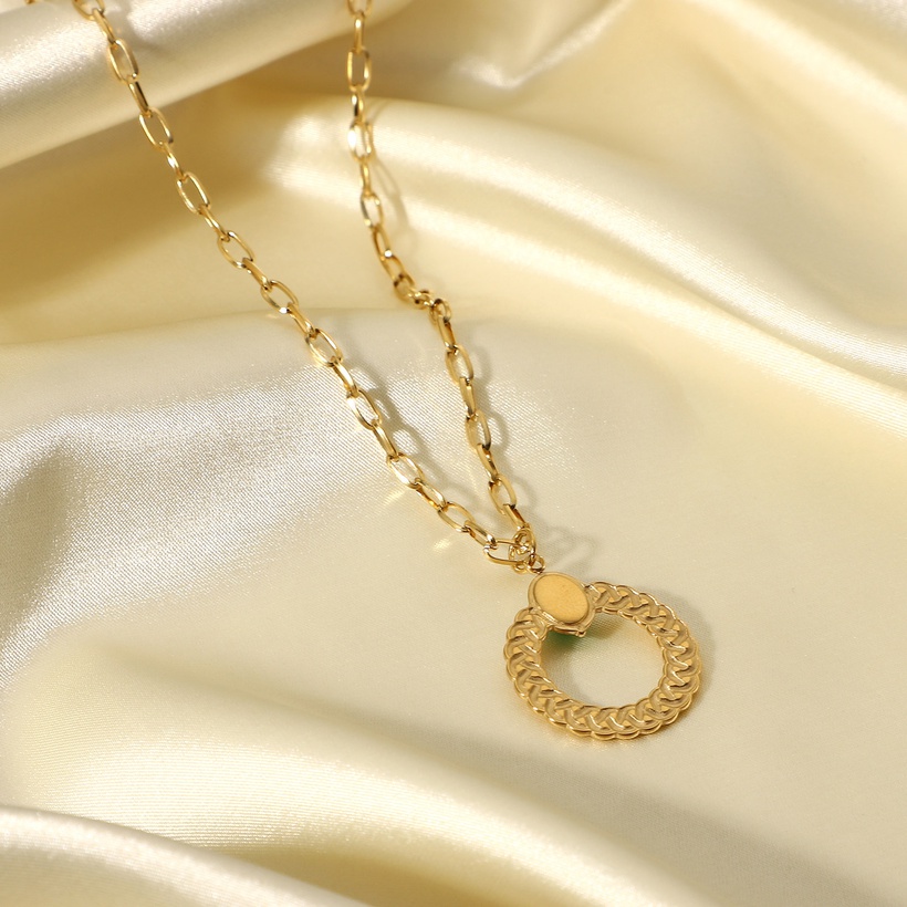 paperclip necklace, fashion, gold color