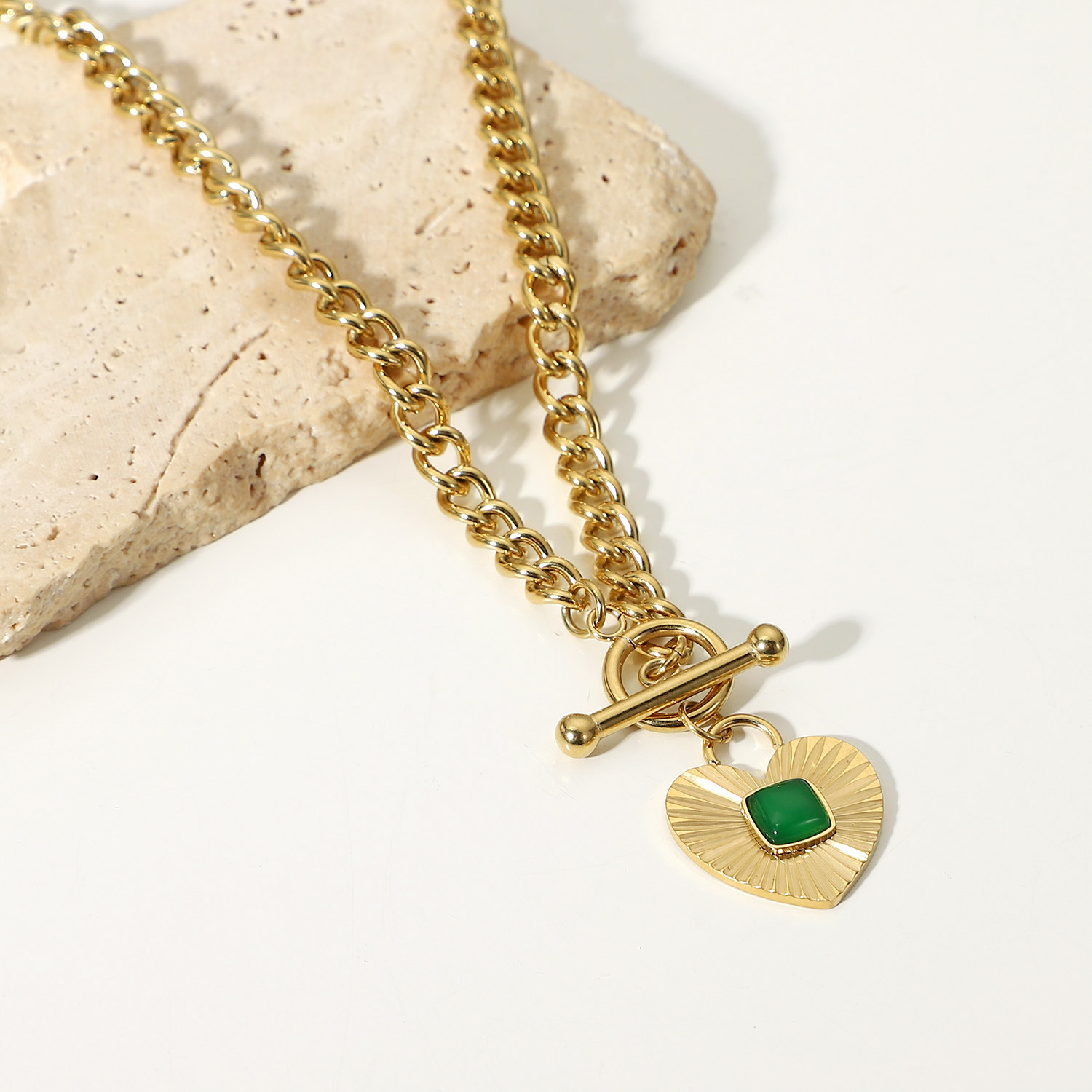 heart, curby chain