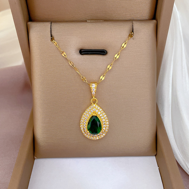 Emerald Stone, stainless steel necklace