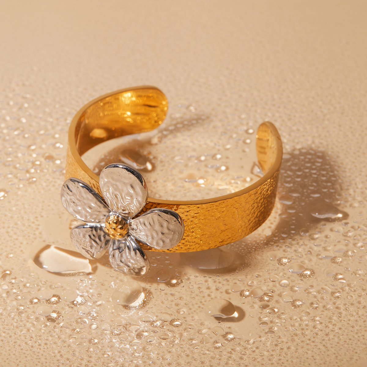 Stainless Steel Flower Opening Bracelet