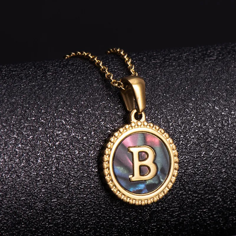 letter pendant necklace